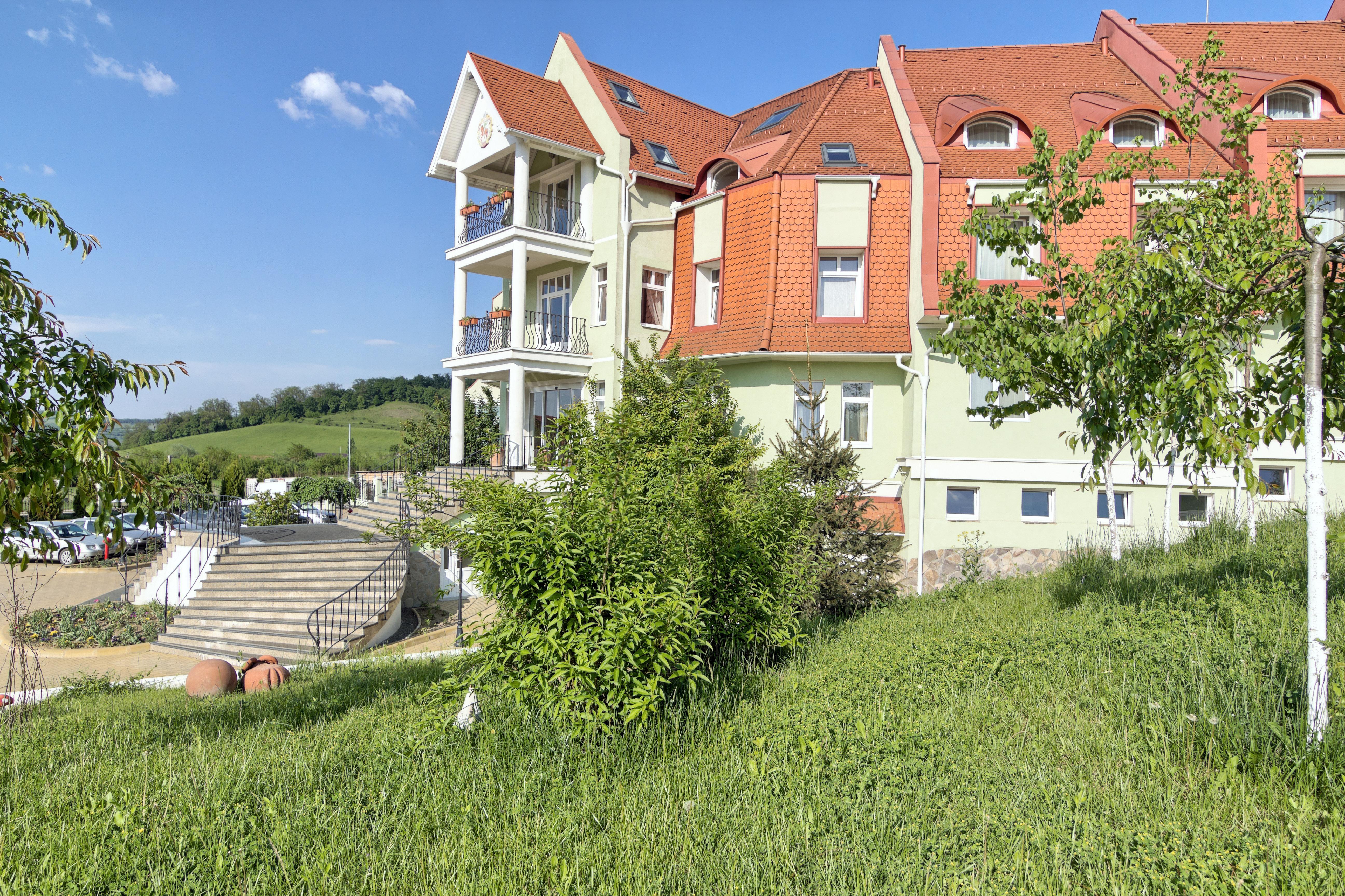 Mercure Medias Binderbubi Hotel And Spa Εξωτερικό φωτογραφία